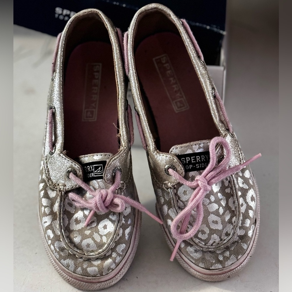 Sperry​​​​ - Picture 7 of 7